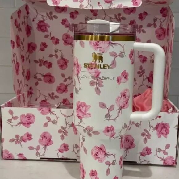 stanley x loveshackfancy quencher 40oz ribbon rosa