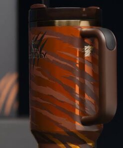 stanley quencher h2.0 flowstate tumbler 40oz tyla tyger